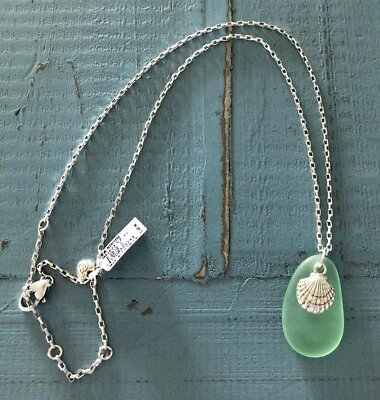 Collar de plata verde náutico Brighton Sea Shore de vidrio y concha nuevo con etiquetas ~ ¡Tan playero! Foto 1 de 4