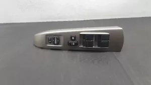 04 05 06 07 08 09 INTERRUPTOR VENTANA TOYOTA PRIUS MAESTRO FABRICANTE DE EQUIPOS ORIGINALES 8482047050 - Imagen 1 de 12