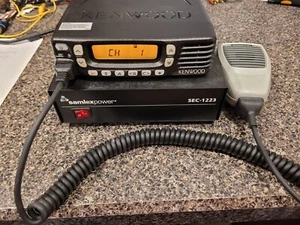 Kenwood tk-8360 UHF mobile with Samlexpower SEC 1223 power supply - Picture 1 of 2