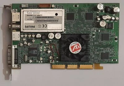 ATI Radeon 9000 AIW AGP Grafikkarte (64MB, retro, 2002) - Bild 1 von 4