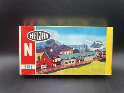 N-Scale Heljan PLATFORM Train Set Building Kit B645 - Image 1 of 3