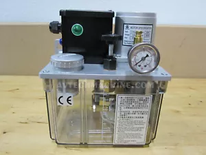 Bomba de lubricación Chen Ying CEVB-03A253FPL 3L tanque 1P 110V - Imagen 1 de 4