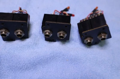 Marantz 4400 4300 gruppo jack cuffie ricevitore quad YD2892013 - Immagine 1 di 3