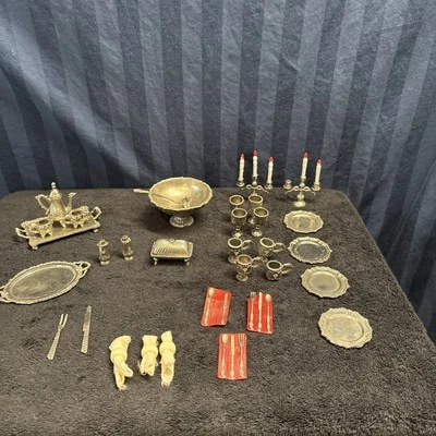 Juego de té miniatura Imperial 1978 plata metal fundido casa de muñecas vintage R2 Foto 1 de 4