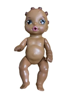 Mini muñeca sorpresa Baby Born bebida y mojada 4 pulgadas - Imagen 1 de 5
