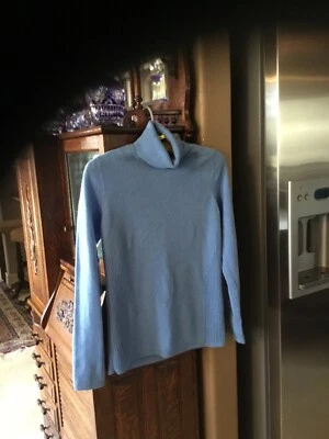 Cashmere Blue Sweater. (No Pilling) M - Image 1 of 4
