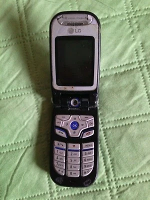 Cellulare LG U8360. Funziona con tutti gli operatori mobili. REGALO - Immagine 1 di 3