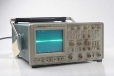 TEKTRONIX 2445A 4 Canale Oscilloscopio 150MHz