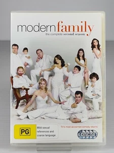 Modern Family : Season 2 DVD Ed O'Neill Nolan Gould Ty Burrell Sofa Vergara Rico - Picture 1 of 2