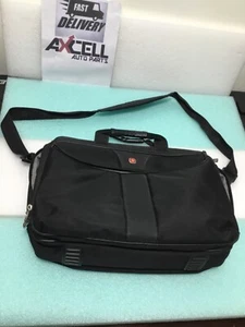 SwissGear Wenger 5 Pocket Messenger Laptop Bag & shoulder strap Good Condition - Picture 1 of 11