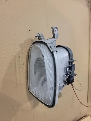 98-03 Mercedes W210 E320 CLK430 CLK320 Base Fog Light Lamp Left Driver Side OEM  - Изображение 1 из 3