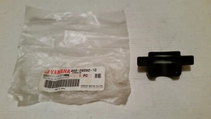 NOS OEM Yamaha Grip Lower Cap 1997-2005 WR250 YZ125 YZ250 4SS-26282-10 - Picture 1 of 2