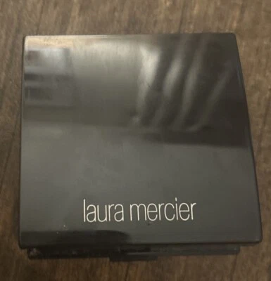 Laura Mercier Matte Bronzing Powder Soleil 1 New Full Size Discontinued Rare - Image 1 of 4