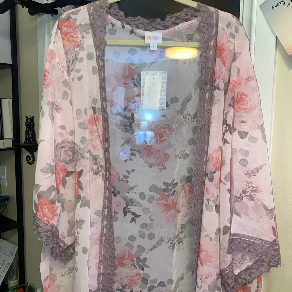 LuLaRoe XL Chloe Bohemia Superposición Rosa Rosas Púrpura Encaje Floral Nuevo con Etiquetas Precioso Foto 1 de 4