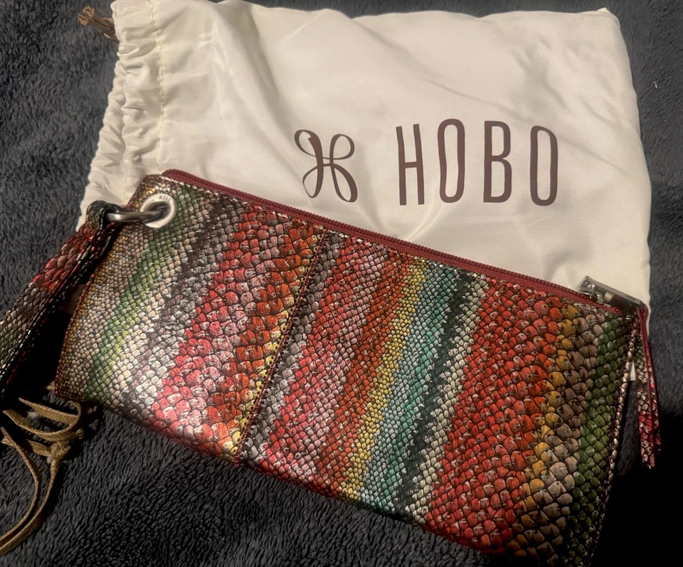 Cartera Hobo International Holiday Stripe Foto 1 de 4