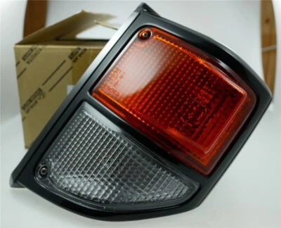 Original TOYOTA Land Cruiser J7 Blinker Standlicht Einheit 1999-2007 HZJ78 HZJ79 Foto 1 de 2