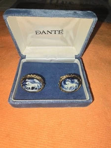 Vintage Dante Gold tone blue Incolay Cameo large Cufflinks - Picture 1 of 1