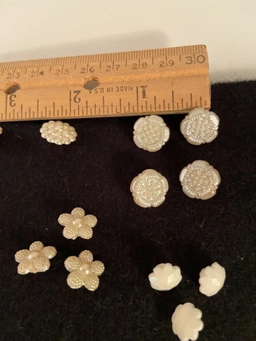 Small White Buttons /pearl/flower shape /round   Lot of 12 Cover