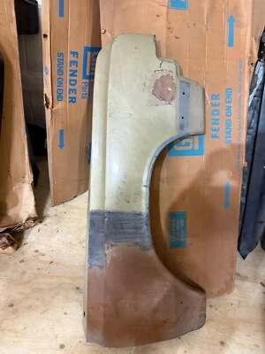 65 Oldsmobile Cutlass 442 1965 guardabarros delantero derecho usado fabricante original muy bonito Foto 1 de 3