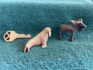Juguete morsa y alce; juguetes/; nuevo sin etiquetas - Imagen 1 de 2