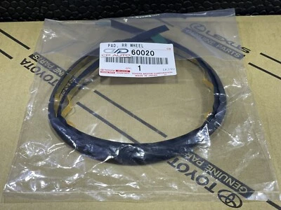 95-97 TOYOTA LAND CRUISER FZJ80 TRASERO IZQUIERDO ACAMPANADO TIRA ALMOHADILLA SELLO OEM NUEVO Foto 1 de 3