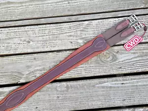 CWD Two Tone Brown Padded Classic Hunter English Girth - 56"-140cm - NWT! - Picture 1 of 8