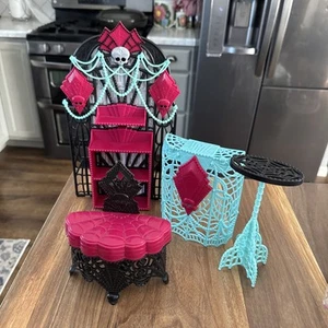 Monster High Frights Camera Action! Premiere Party Playset - Picture 1 of 4