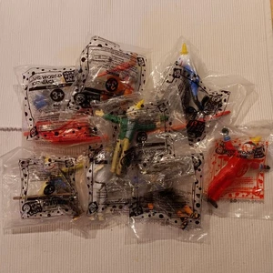 Complete Wild World Of Jack In The Box Kids Meal Toys All 6 & 2  1999 Jock Jack  - Picture 1 of 12