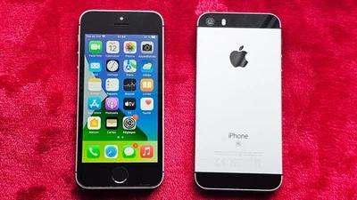 Apple iPhone SE 2016 (A1723) - 64 Go  + 2 Go RAM - 4.0 " - Noir - Débloqué - Photo 1/4