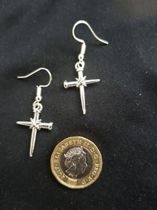 Ladies Christianity Steak And Cross Hook Earrings Jesus Bible Religion Faith - Picture 1 of 6