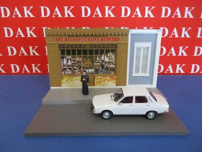 Die cast 1/43 Modellino Diorama Auto Renault 12 Le Marchand d'objet religieux - Immagine 1 di 4