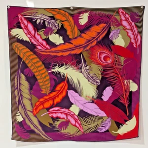 Silk scarf Seidenmann, 62x62 cm. Made in Switzerland. - Picture 1 of 6