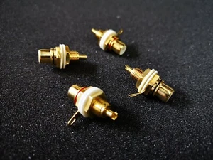 4x Cinch Buchse Gehäuse Buchse Audio Verstärker CD Phono vergoldet - Bild 1 von 3