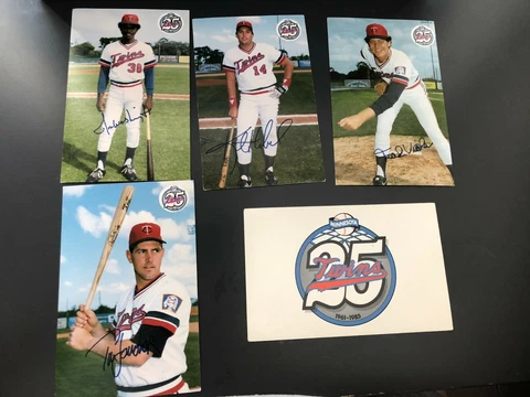 Minnesota Twins (5) TEAM ISSUE POSTCARDS 1985 - Hrbek Viola Laudner Logo +1 Cover