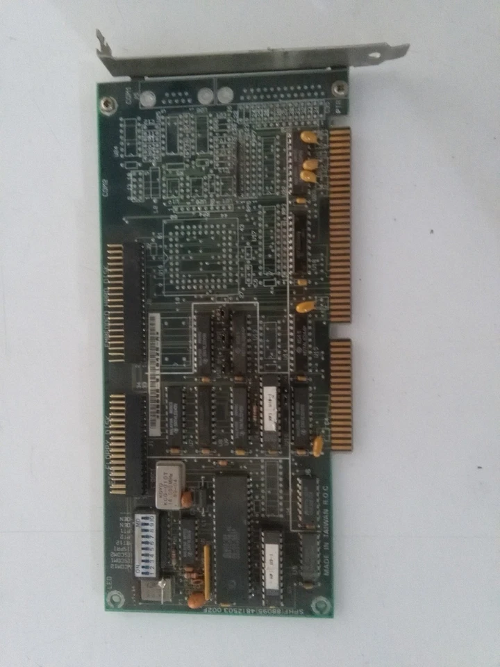 controller floppy disk ed hard disk per computer 286 anno 1988 - Immagine 1 di 1