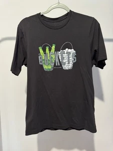 TravisMathew Buckets Tee M | Golf & Beer Graphic Shirt | Black | Great Condition - Picture 1 of 5