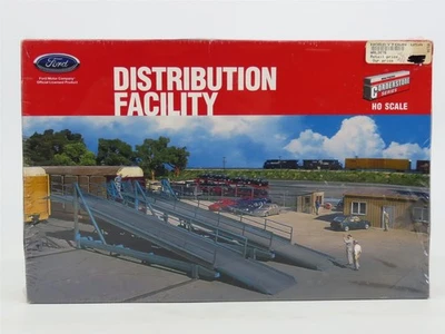 HO 1/87 Scale Walthers Kit #933-3076 Ford Distribution Facility - Sealed - Image 1 of 4