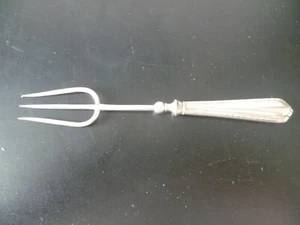 An Antique 'Rd No 565993' Three Tined, Silver Plated Bread Serving Fork. - Picture 1 of 9