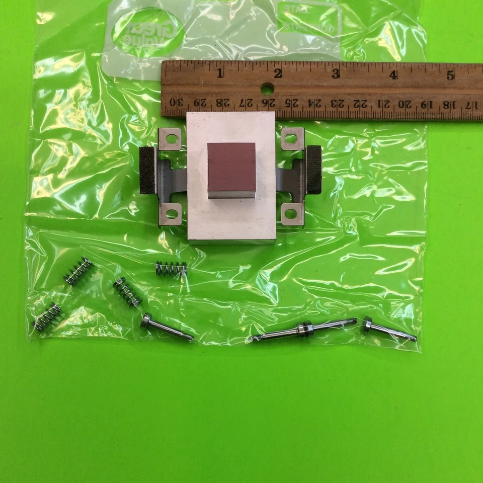 Sistema de refrigeración para proyector de video Toshiba TDP-MT8 disipador de calor Foto 1 de 1