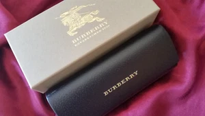 Nuevo Auténtico Estuche para Gafas Burberry... con Tela... Grande... Calidad Superior - Imagen 1 de 3