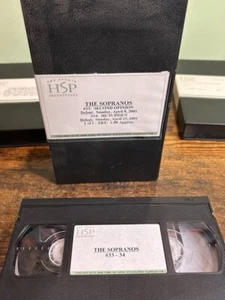 The Sopranos Studio/Screener 2 VHS Lot 4 Eps 33 34 35 36 HBO Heimstudio RAR - Bild 1 von 2