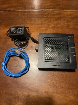 Motorola SURFboard SB6120 Cable Modem - Image 1 of 4
