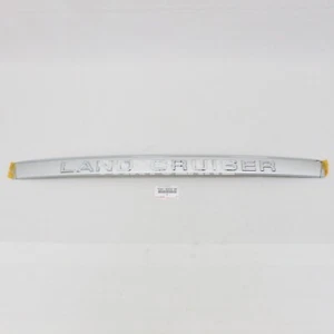 Toyota Land Cruiser 03-07 UZJ100 OEM Rear Back Door Trunk Emblem 75441-60500-B4 - Picture 1 of 2