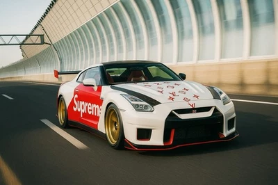1:18 D&G DAVIS & GIOVANNI LB NISSAN R35GT RR SUPREME LOUIS VUITTON No MR 18/30 - Image 1 of 4