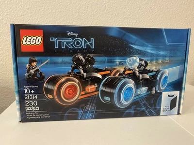 LEGO 21314 Ideas TRON: Legacy - Image 1 of 3