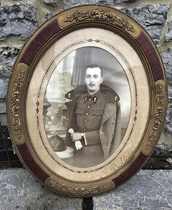 Art Deco framed photograph of a Belgian soldier in uniform, 1920-1930 - Picture 1 of 3