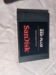 SanDisk 480GB SSD Plus 2.5" SATA Internal Solid State Drive SDSSDA-480G - Afbeelding 1 van 2