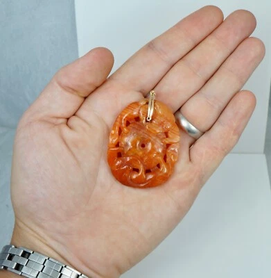 Antiguo colgante de ágata con banda tallada china de 14K para collar grande donut dorado rojo Foto 1 de 4