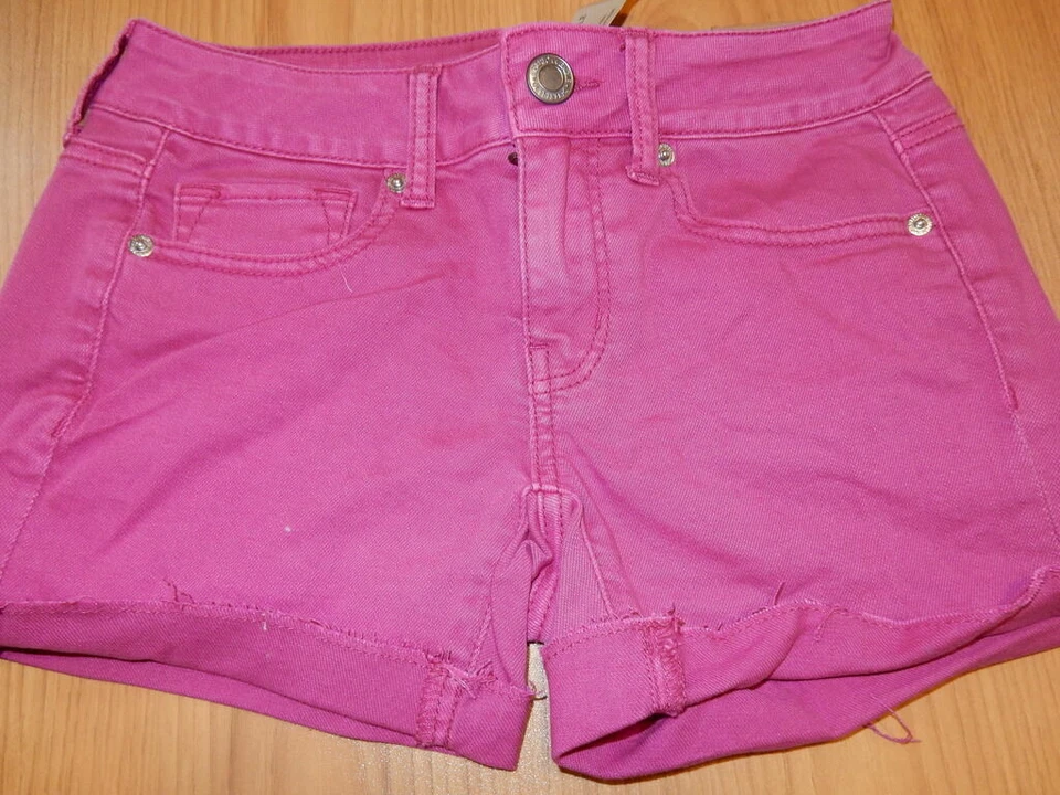 Shorts MIDI AMERICAN EAGLE jeans stretch novo com etiquetas, bainha desgastada, rosa, tamanho 2 - Imagem 1 de 1