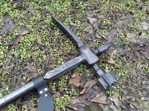 Zwergenhammer - Spitzhacke - Bild 1 von 14